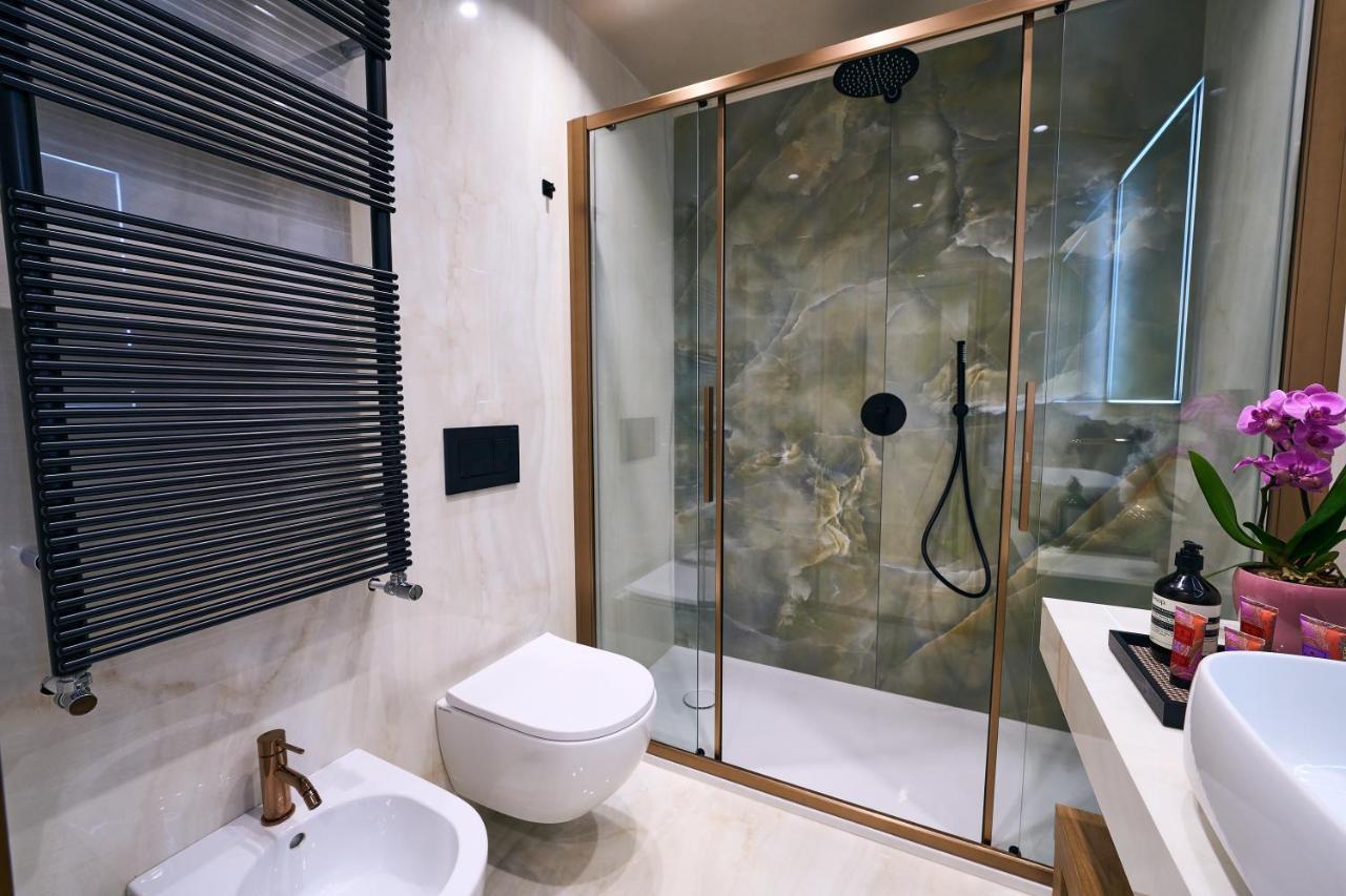 מילאנו Luxury & Central Apartment מראה חיצוני תמונה