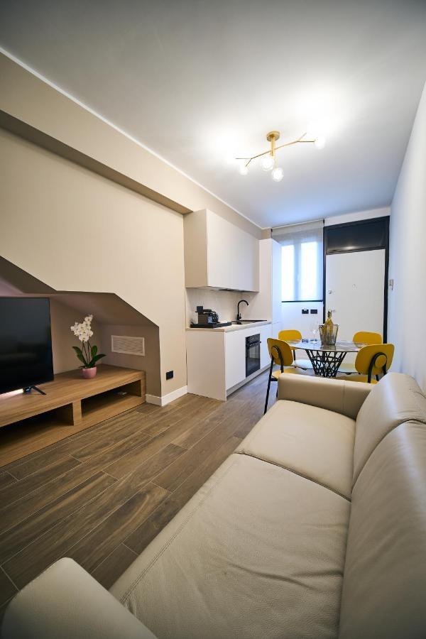 מילאנו Luxury & Central Apartment מראה חיצוני תמונה