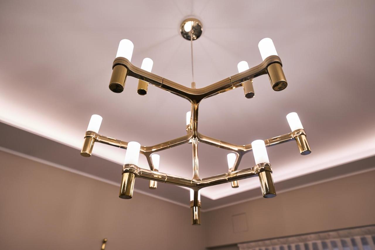 מילאנו Luxury & Central Apartment מראה חיצוני תמונה